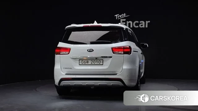 Kia All New Carnival id 3692877 из Кореи 14