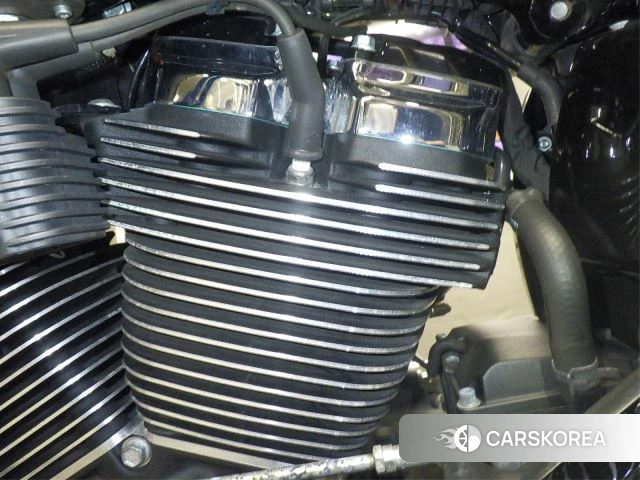 Engine photo