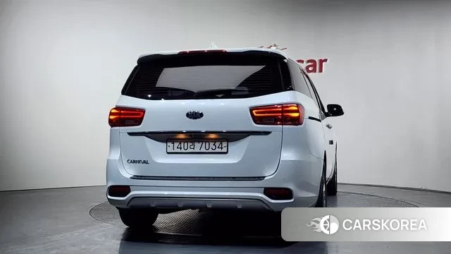 Kia The New Carnival id 3608366 из Кореи 14