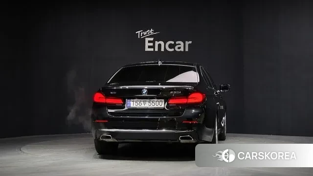 BMW 5 Series (G30) id 3644948 из Кореи 14