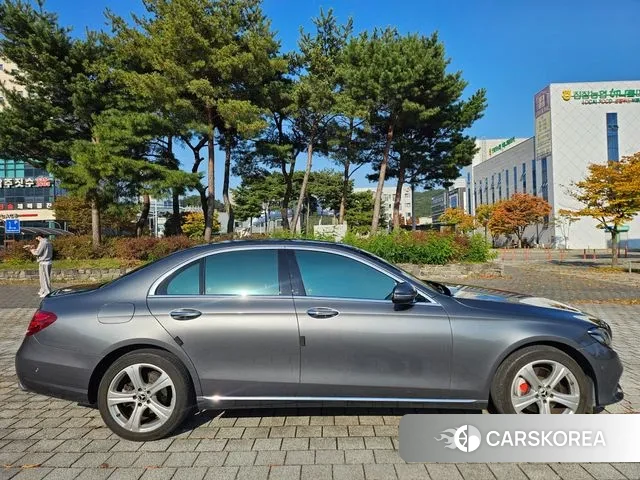 Mercedes-Benz E-Class W213 id 3313459 из Кореи 14