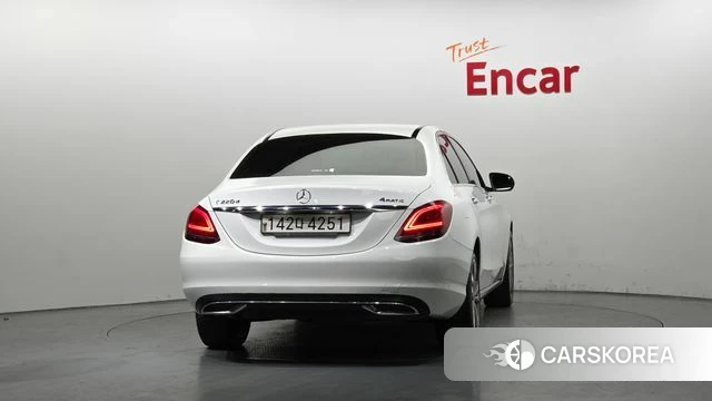 Mercedes-Benz C-Class W205 id 4202559 из Кореи 14