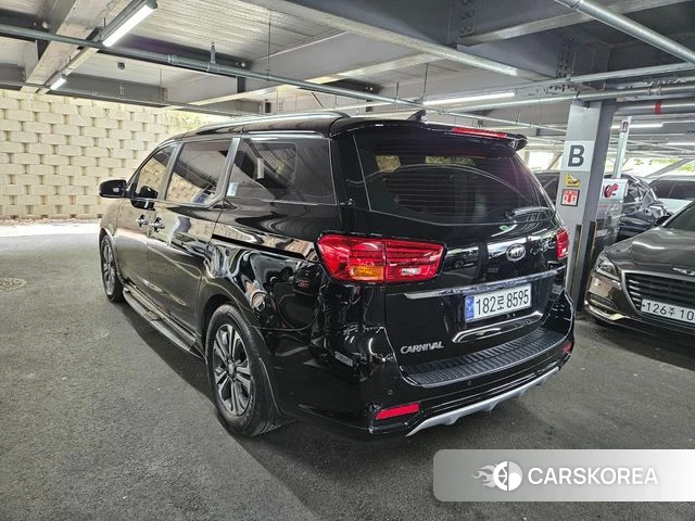 Kia The New Carnival id 4447315 из Кореи 14