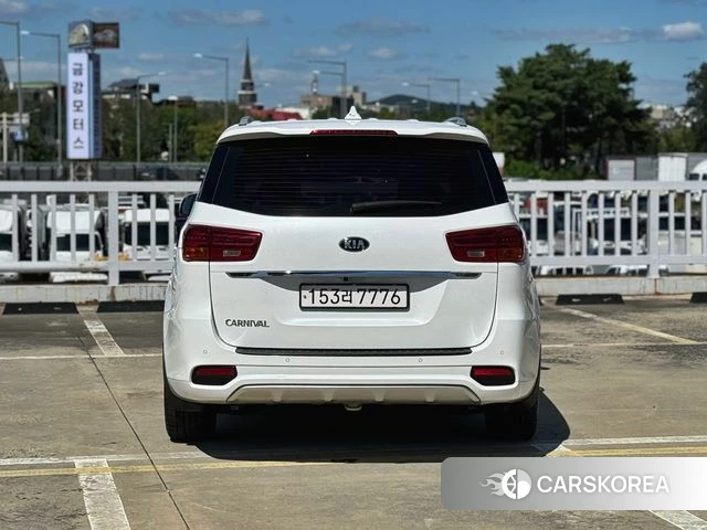 Kia The New Carnival id 4770420 из Кореи 14