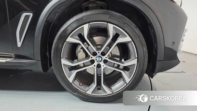 BMW X5 (G05) id 4893612 из Кореи 27