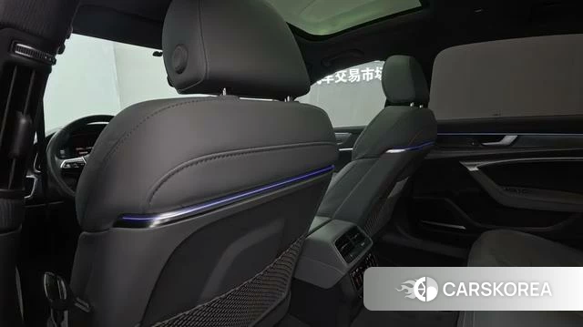 Audi A6L id 4238389 из Китая 26