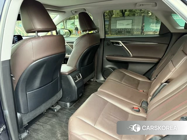 Lexus RX id 4277361 из Китая 8