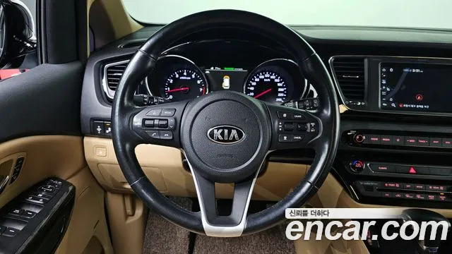 Kia The New Carnival id 2681898 из Кореи 14