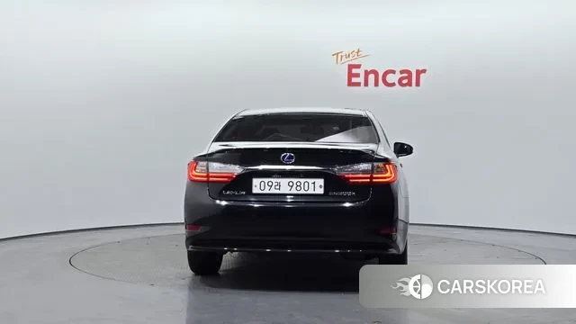 Lexus New ES300h id 3578789 из Кореи 14