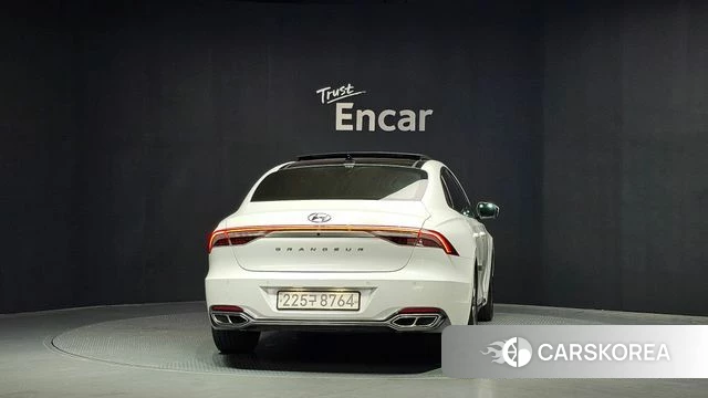 Hyundai The New Grandeur IG Hybrid id 4519891 из Кореи 29