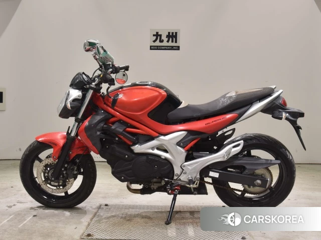 Проданный Suzuki GLADIUS 400 2010 из Японии, фото 4