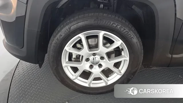 Jeep Renegade id 3416600 из Кореи 14