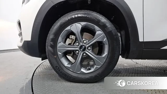 Kia Seltos id 3464317 из Кореи 14