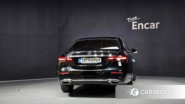 Mercedes-Benz E-Class W213 id 4758717 из Кореи 28