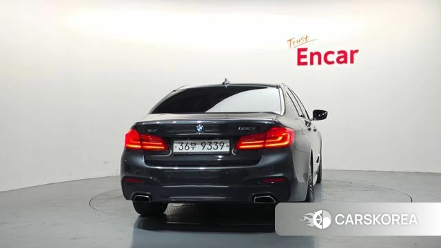 BMW 5 Series (G30) id 4520352 из Кореи 27