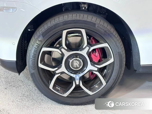 Rolls-Royce Cullinan id 3921823 из Кореи 14