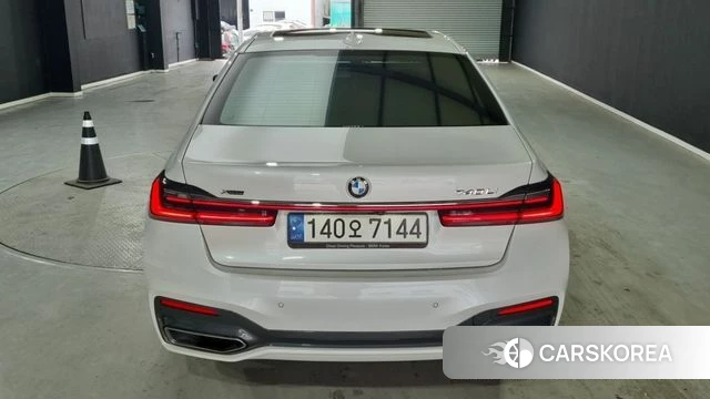 BMW 7 Series (G11) id 3923607 из Кореи 12