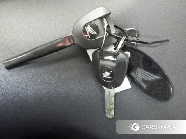 Проданный Honda CB650R id 3994823 из Японии, фото 18