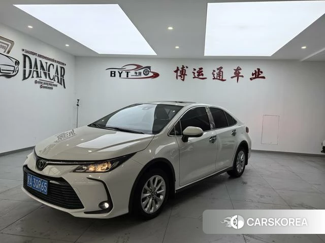 Toyota Corolla 2022 Белый из Китая, фото 5