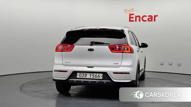 Kia Niro id 4411340 из Кореи 24