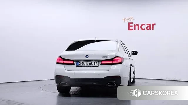 BMW 5 Series (G30) id 3384840 из Кореи 14