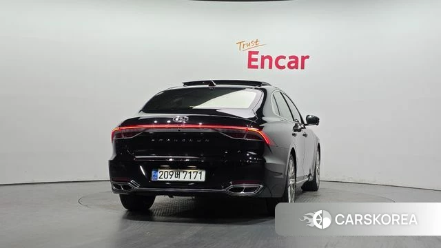 Hyundai The New Grandeur IG id 4618804 из Кореи 33