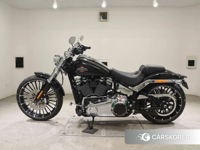 Harley-Davidson Softail Breakout FXBR 1920 2025 из Японии, фото 2