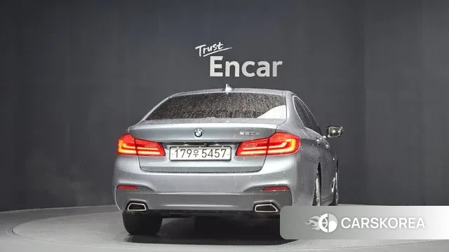 BMW 5 Series (G30) id 3418077 из Кореи 14