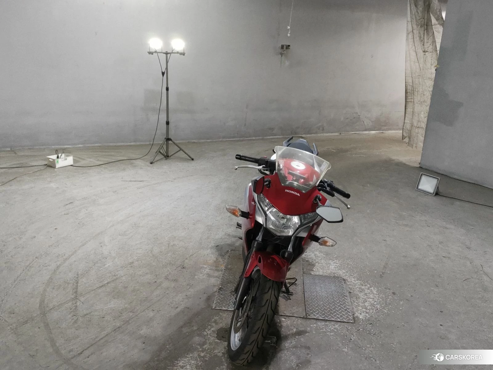 Проданный Honda CBR250R id 4184625 из Японии, фото 4