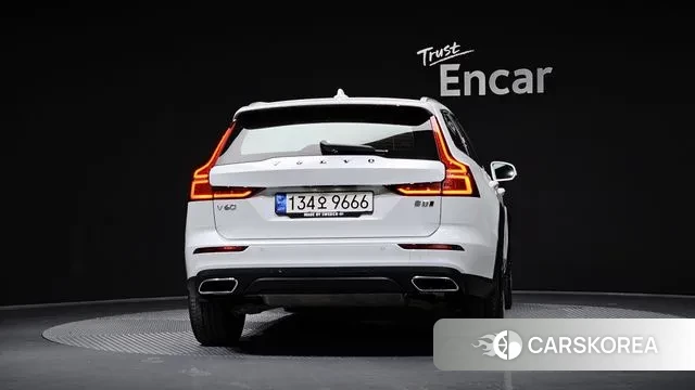 Volvo V60 Cross-Country 2nd Generation id 3373105 из Кореи 14