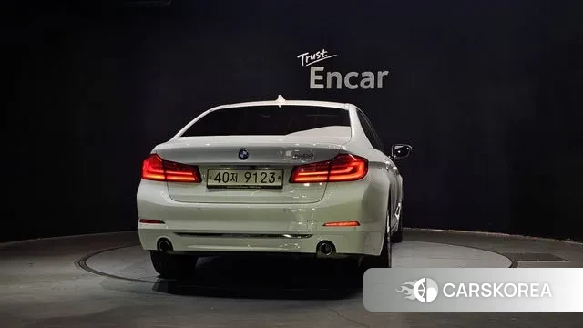 BMW 5 Series (G30) id 3350856 из Кореи 14