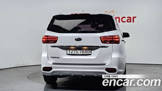 Kia The New Carnival id 2675948 из Кореи 14