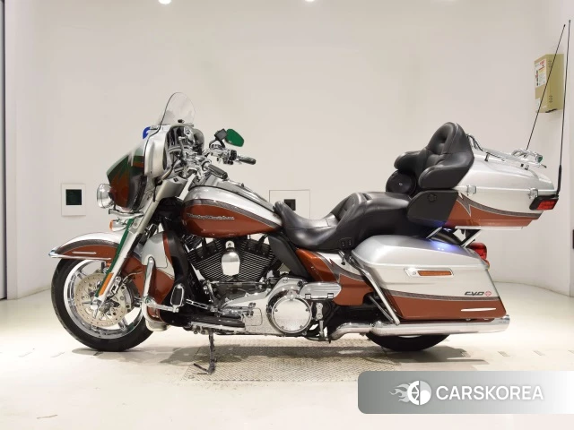 Harley-Davidson Electra Glide FLHTKSE1800 CVO 2014 из Японии, фото 5