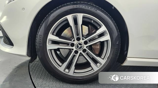 Mercedes-Benz E-Class W213 id 3818590 из Кореи 14