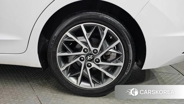 Hyundai The New Avante AD id 3879906 из Кореи 14