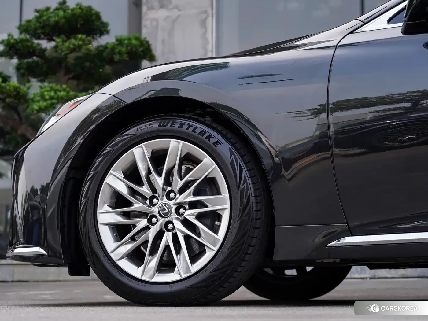 Lexus LS id 4583743 из Китая 18