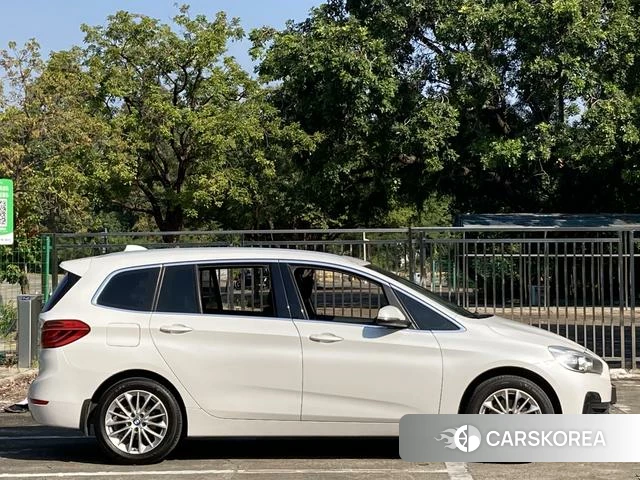 BMW 2 series multifunctional station wagon id 4222046 из Китая 14