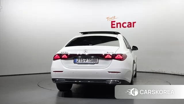 Mercedes-Benz E-Class W214 id 3006778 из Кореи 14