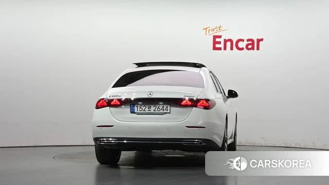 Mercedes-Benz E-Class W214 id 4853947 из Кореи 28