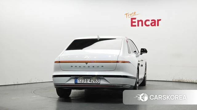 Hyundai Grandeur (GN7) id 4623011 из Кореи 26