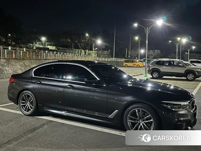 BMW 5 Series (G30) id 3117485 из Кореи 14