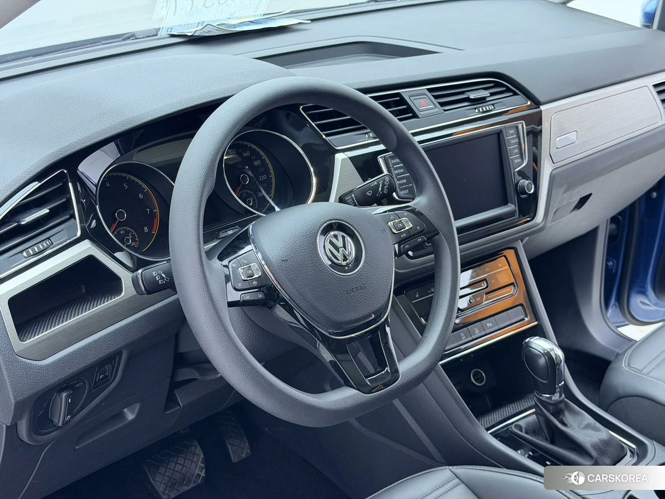 Volkswagen Touran L id 4510405 из Китая 19