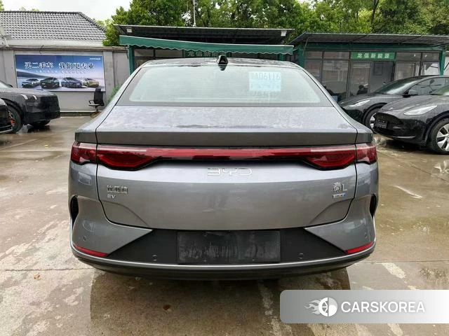 BYD Qin L EV 2025 Темно-серый из Китая, фото 4