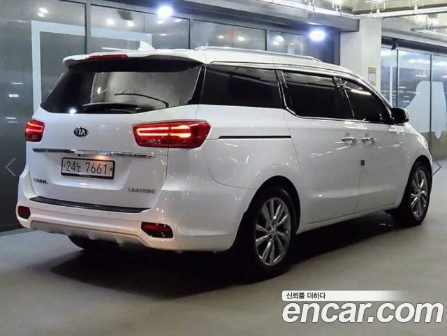 Kia The New Carnival id 2709962 из Кореи 14