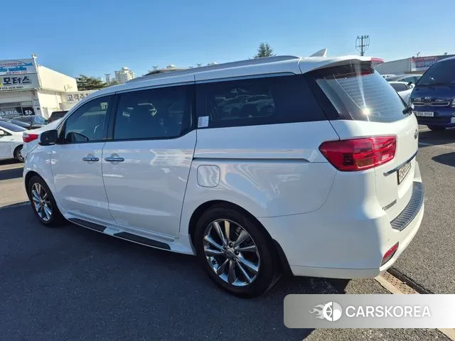 Kia The New Carnival id 3708913 из Кореи 14