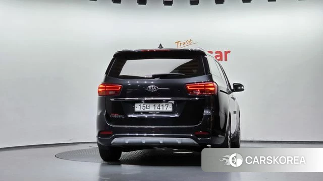 Kia The New Carnival id 4918878 из Кореи 30