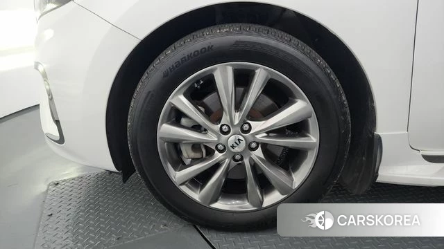 Kia The New Carnival id 3845597 из Кореи 14