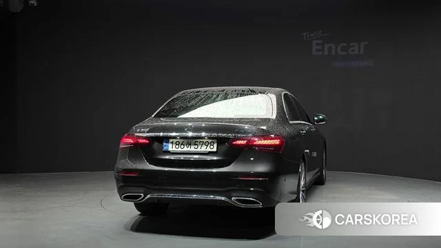 Mercedes-Benz E-Class W213 id 4750282 из Кореи 29