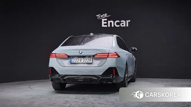 BMW 5 Series (G60) id 3507231 из Кореи 14