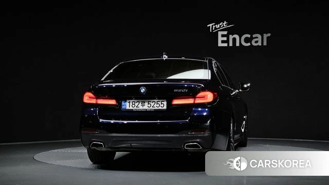 BMW 5 Series (G30) id 4389344 из Кореи 27